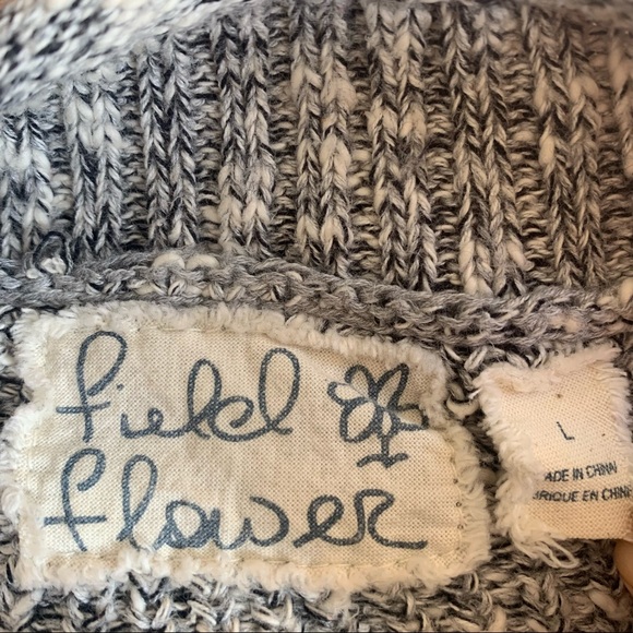 Anthropologie Field Flower Short-Sleeve, Knit Mock Neck Sweater - Picture 3 of 3